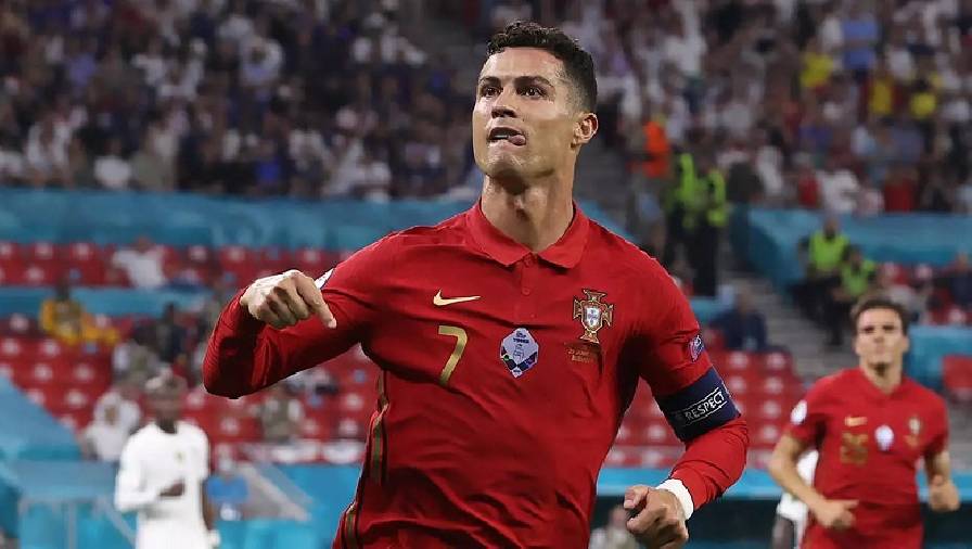 Trở thành Vua phá lưới EURO, Ronaldo thiết lập kỷ lục ghi bàn có một không hai