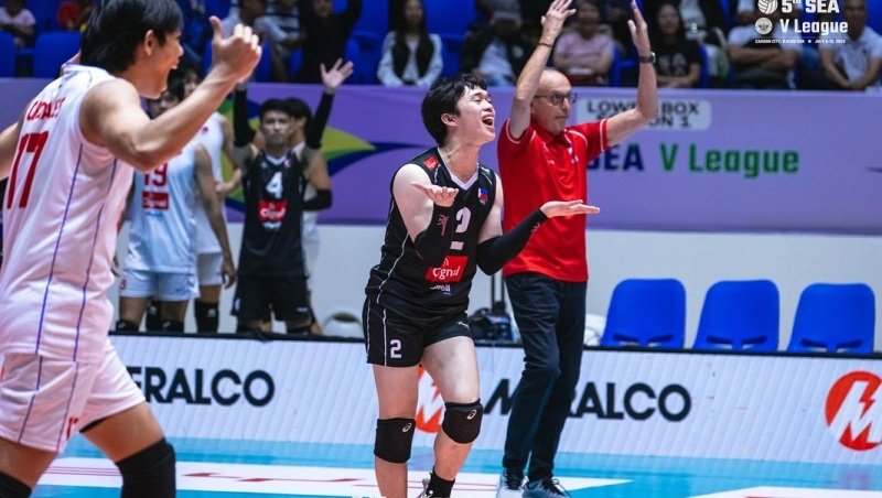 Philippines thắng chật vật Campuchia giúp bóng chuyền nam Việt Nam giành huy chương SEA V.League 2025