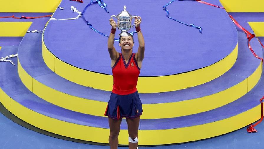 Emma Raducanu khiến cả nước Anh ‘ngả mũ’ vì chức vô địch US Open 2021