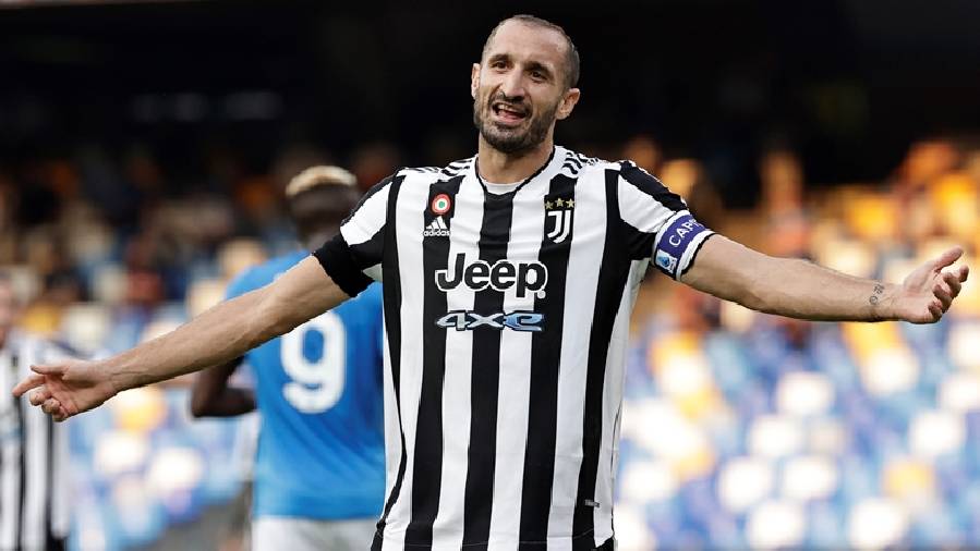 Video bàn thắng Napoli vs Juventus: 'Bà đầm già' thua ngược, tụt xuống thứ 16 tại Serie A