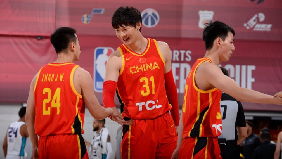 Sau bóng đá, bóng rổ Trung Quốc cũng bắt đầu nhập tịch ngôi sao
