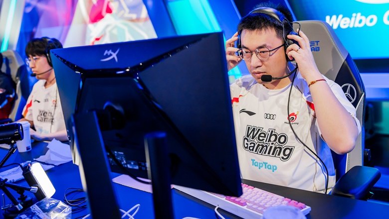 Chung kết Thế giới 2024: Ngược dòng đánh bại Fnatic, Weibo Gaming vào nhánh 2-2