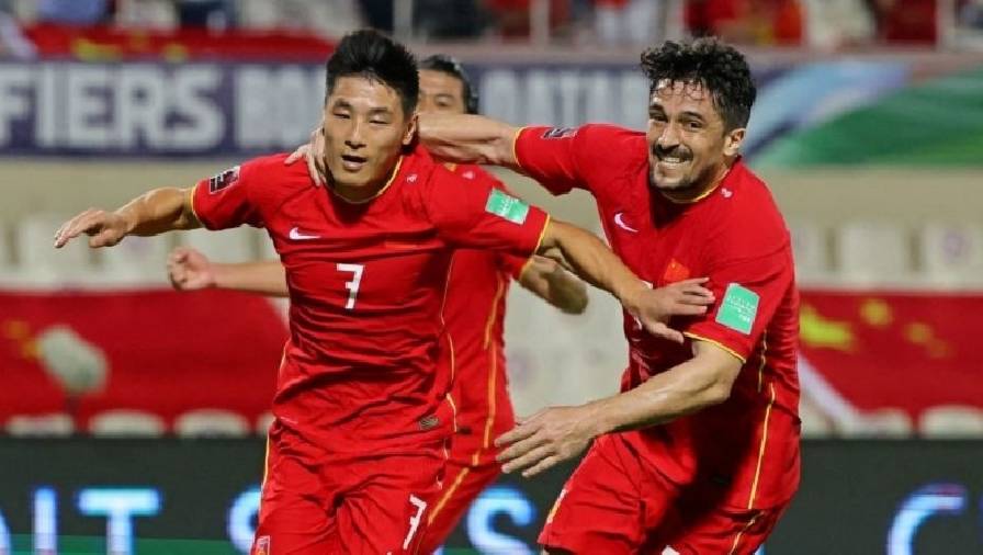 Wu Lei lập công, Trung Quốc vẫn rơi 2 điểm trước Oman