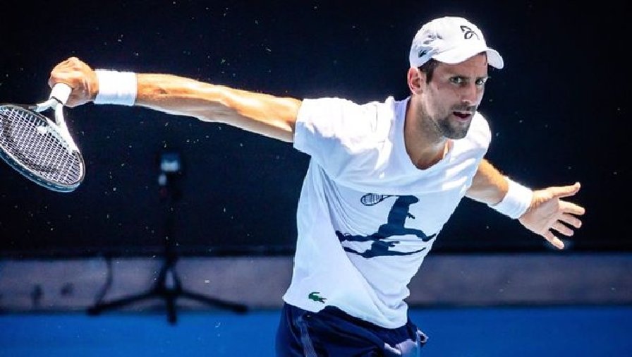 Djokovic dính chấn thương gân kheo trước thềm Úc Mở rộng 2023
