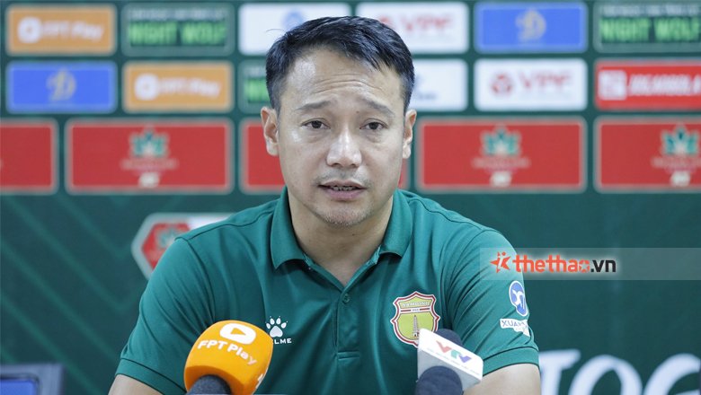 HLV Vũ Hồng Việt: 'Mục tiêu vô địch của Nam Định sẽ được quyết định trong tháng 5'