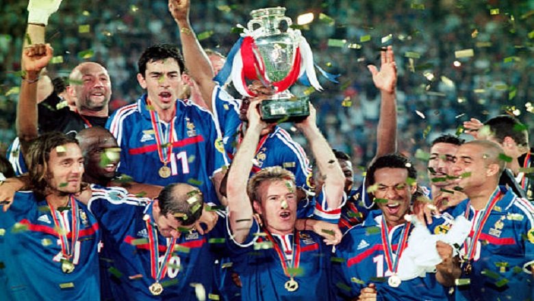 Lịch sử EURO 2000: Đỉnh cao của Zidane