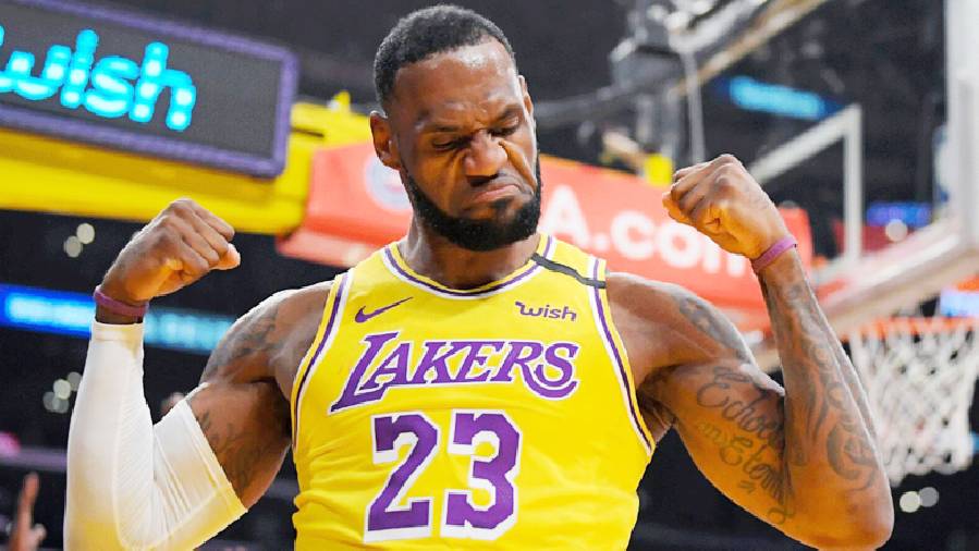 LeBron James tuyên bố sẽ giải nghệ trong màu áo Lakers