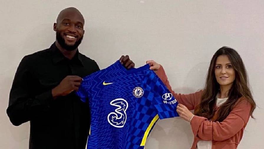 Lukaku chính thức trở lại Chelsea với giá kỷ lục
