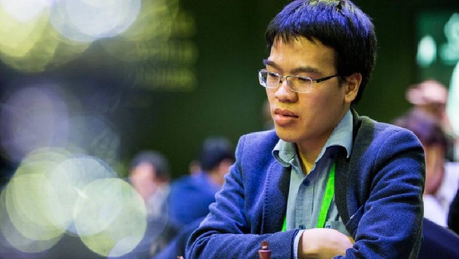Quang Liêm hòa cựu số 2 thế giới ở giải cờ nhanh St Louis Grand Chess