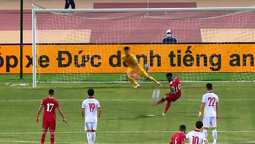 ĐT Việt Nam chịu 2 quả penalty từ ‘đặc sản V.League’