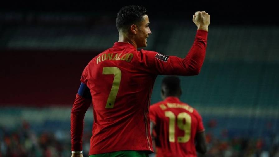 Ronaldo lập nhiều hat-trick nhất lịch sử ở cấp độ ĐT quốc gia