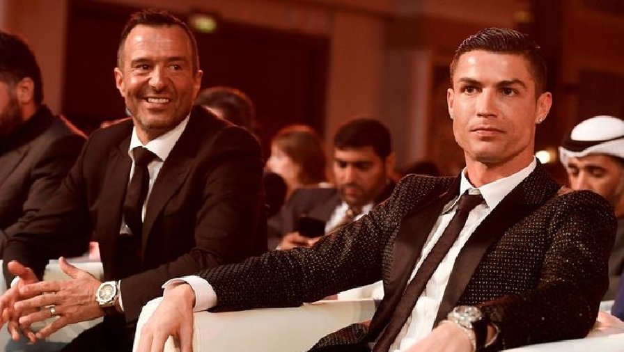 Ronaldo và ‘siêu cò’ Mendes bất hòa vì chuyện tìm kiếm bến đỗ mới