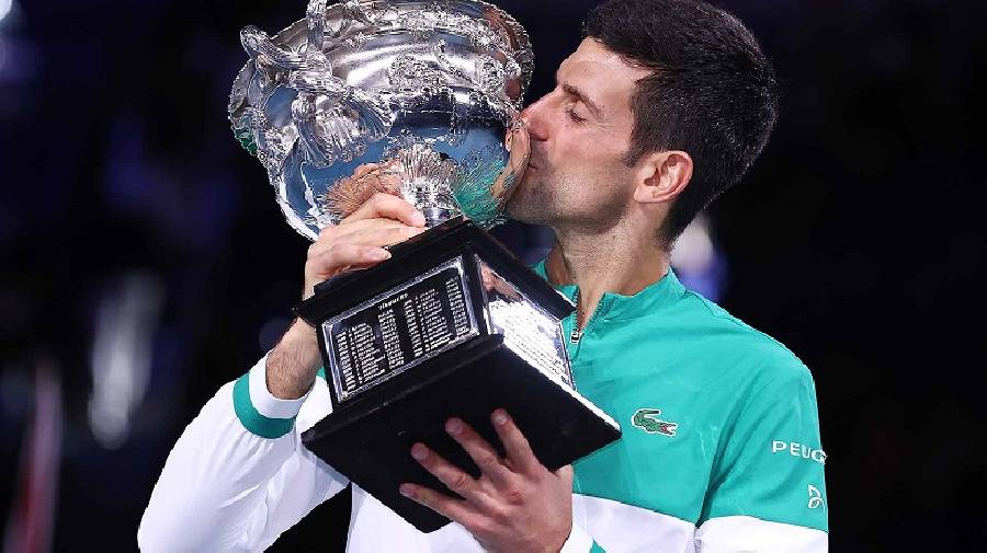Novak Djokovic quyết đánh bại Rafael Nadal để có được chức vô địch Roland Garros