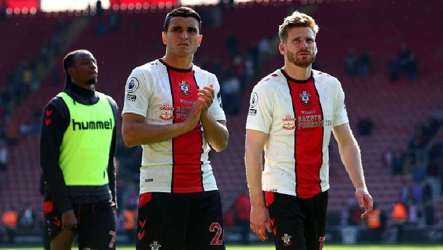 Southampton trở thành đội đầu tiên xuống hạng ở Ngoại hạng Anh 2022/23
