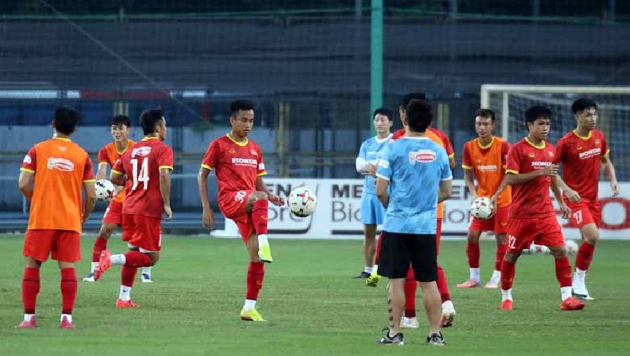 U23 Việt Nam thua trắng CAHN trong ngày vắng HLV Troussier