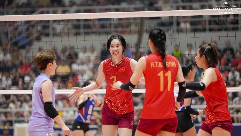 Tuyển bóng chuyền nữ Việt Nam 'đè bẹp' Philippines, vô địch AVC Nations Cup 2025