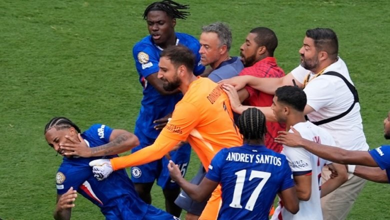 Biến căng tại chung kết Club World Cup: HLV Enrique tát vào mặt Joao Pedro
