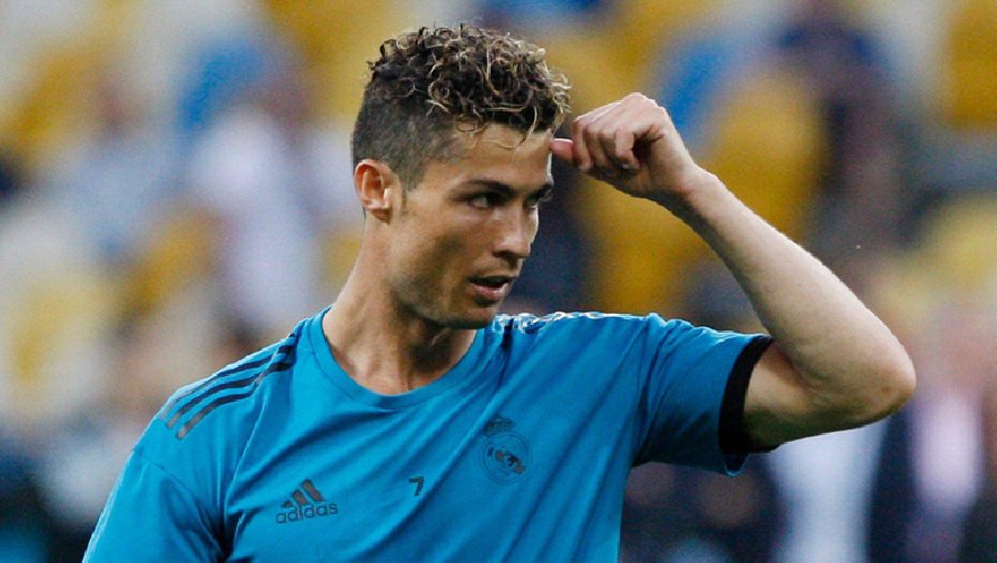 Ronaldo bất ngờ trở lại Real Madrid sau World Cup 2022