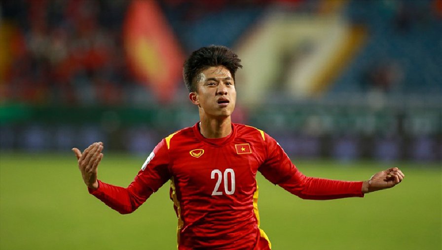 Phan Văn Đức tranh giải Bàn thắng đẹp nhất vòng loại World Cup 2022