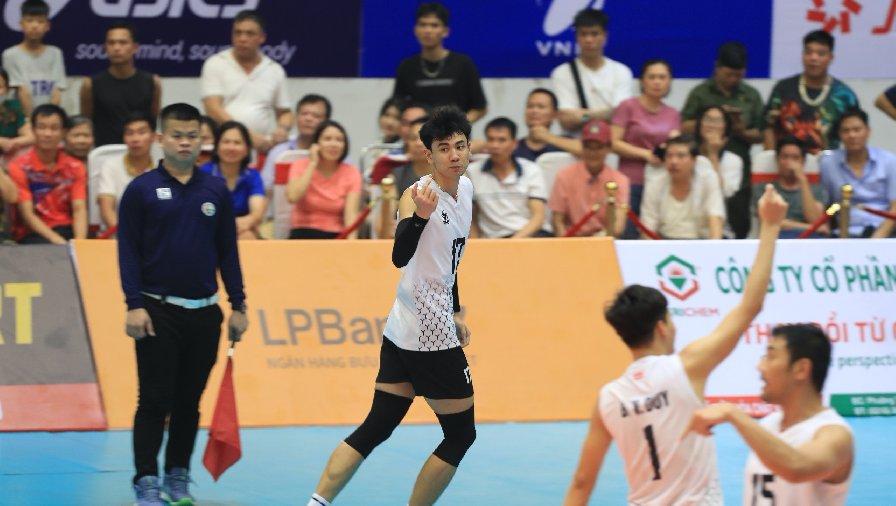 Từ Thanh Thuận lần thứ hai liên tiếp 'ôm hận' trước Biên Phòng trong trận chung kết cúp Hùng Vương 2024