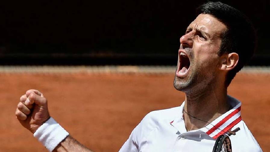 Djokovic ngược dòng trước Tsitsipas, vào bán kết Rome Master
