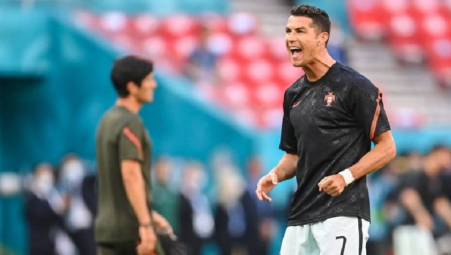 Cristiano Ronaldo lập 2 kỷ lục trong trận Hungary - Bồ Đào Nha 