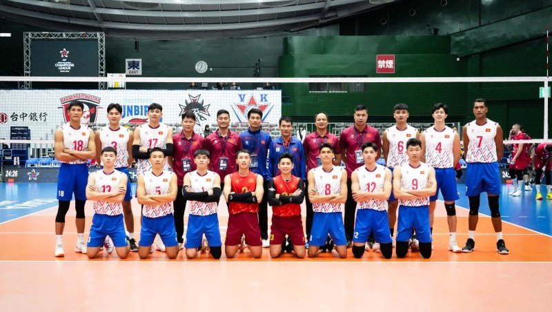 Tuyển bóng chuyền nam Việt Nam lên đường sang Bahrain dự AVC Nations Cup 2025