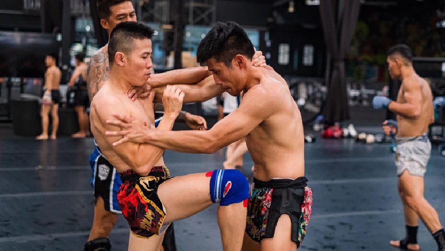 Nguyễn Kế Nhơn: ‘Màu cờ sắc áo sẽ giúp các võ sĩ Việt Nam vượt qua thể thức thi đấu Muay Thái lạ’