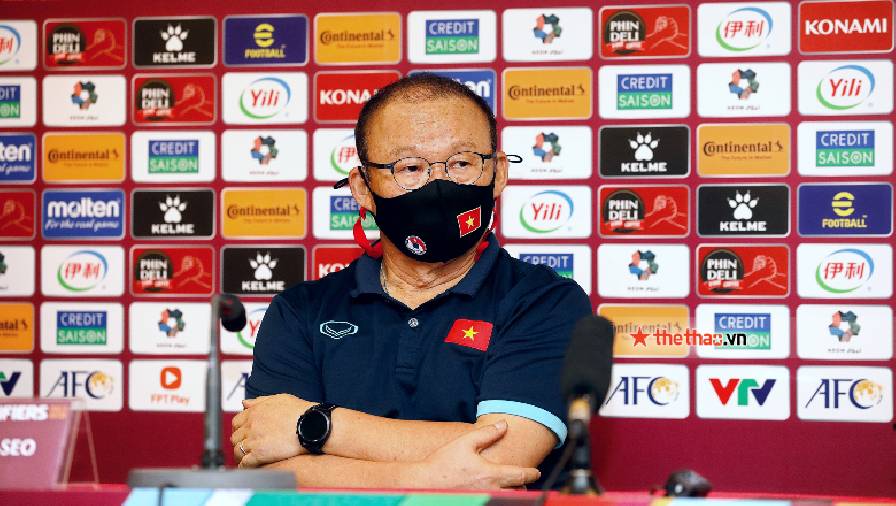 HLV Park Hang Seo: Các cầu thủ áp lực khi đối đầu với những đội khác trình độ của Đông Nam Á
