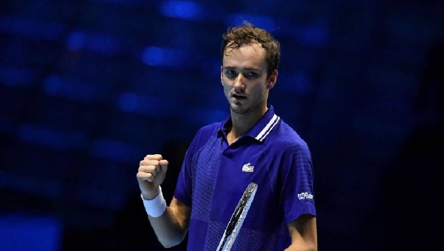 Kết quả tennis hôm nay 15/11: Medvedev thắng trận mở màn ATP Finals