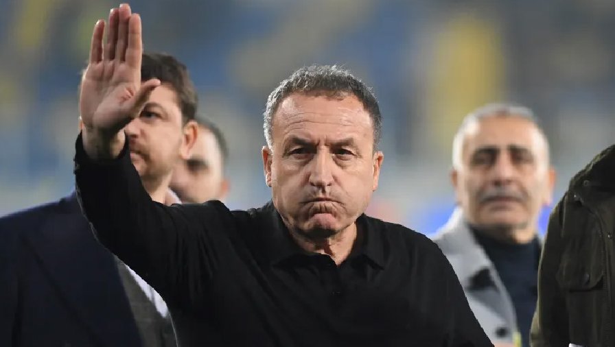 Đấm trọng tài, chủ tịch CLB Thổ Nhĩ Kỳ bị cấm làm bóng đá đến hết đời
