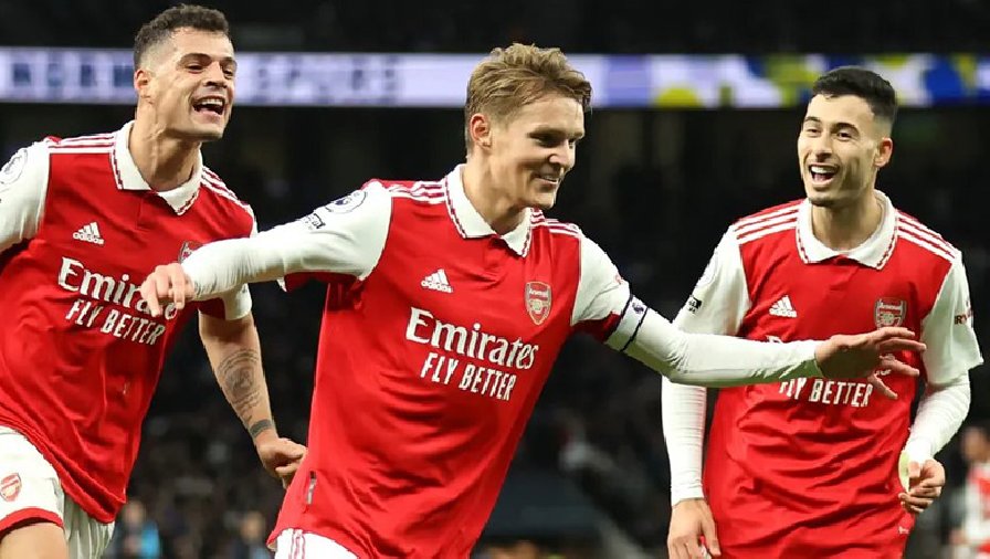 Arsenal thiết lập thành tích tốt nhất lịch sử Ngoại hạng Anh sau trận thắng Tottenham