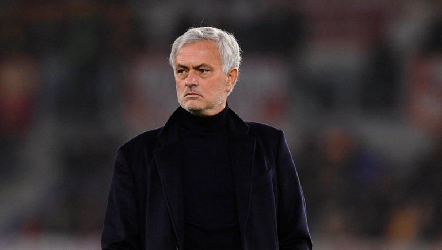 CHÍNH THỨC: HLV Jose Mourinho chia tay AS Roma