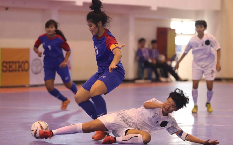Hoa khôi ĐT nữ Futsal Thái Lan từng là nhân viên thu ngân