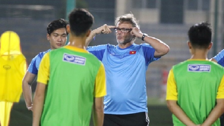 Trợ lý của HLV Philippe Troussier ở ĐT Việt Nam gồm những ai?