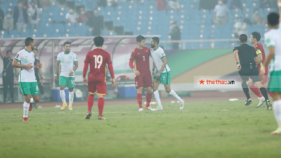 Ế vé trận Việt Nam vs Oman
