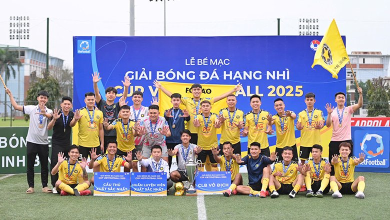 FC Sao lên ngôi vô địch Giải hạng Nhì - Cúp VietFootball 2025