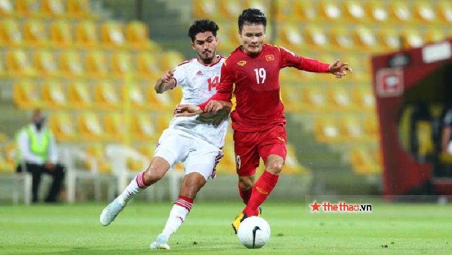 HLV UAE: 'Tôi muốn vào sân thi đấu nhưng đã quá già'