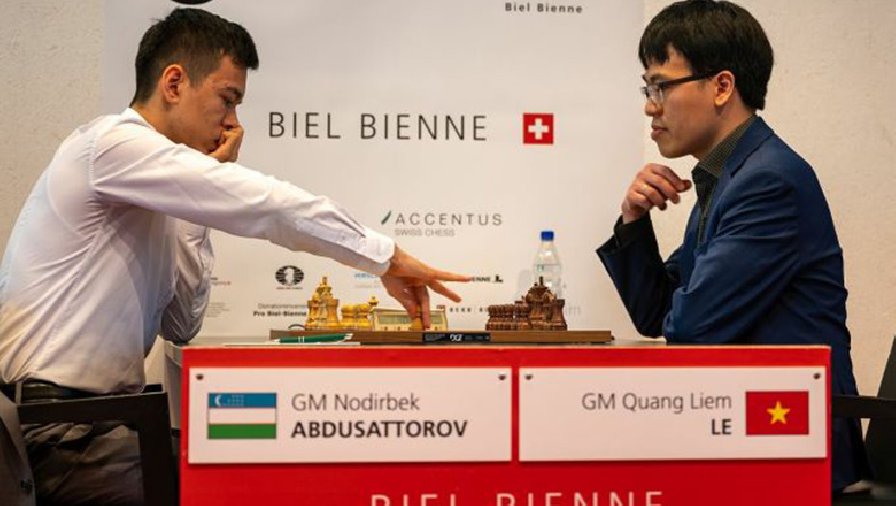 Lê Quang Liêm giành chiến thắng trước ĐKVĐ thế giới cờ nhanh