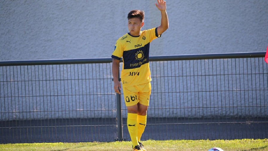 Quang Hải ra sân trong chiến thắng của Pau FC trước Angouleme Charente