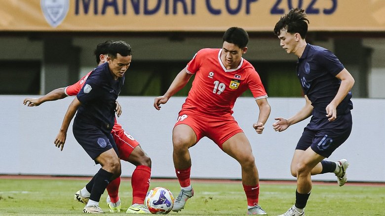 Lào và Campuchia chia điểm, khó tranh vé bán kết với U23 Việt Nam