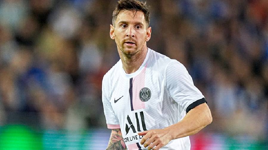 Messi trong lần đầu đá chính cho PSG: Suýt thành tội đồ, mất bóng nhiều nhất trận