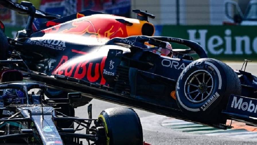 Lewis Hamilton bị tố cáo giả vờ thương nặng do tai nạn