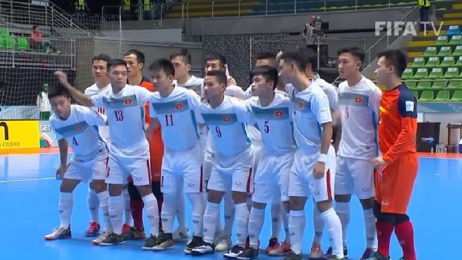 Việt Nam mặc áo trắng trong trận quyết chiến với Panama ở futsal World Cup 2021
