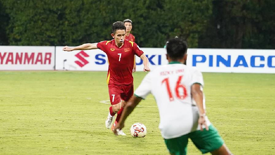 Hồng Duy chiếm ưu thế bình chọn 'Cầu thủ xuất sắc nhất' lượt trận thứ 3 AFF Cup 2021
