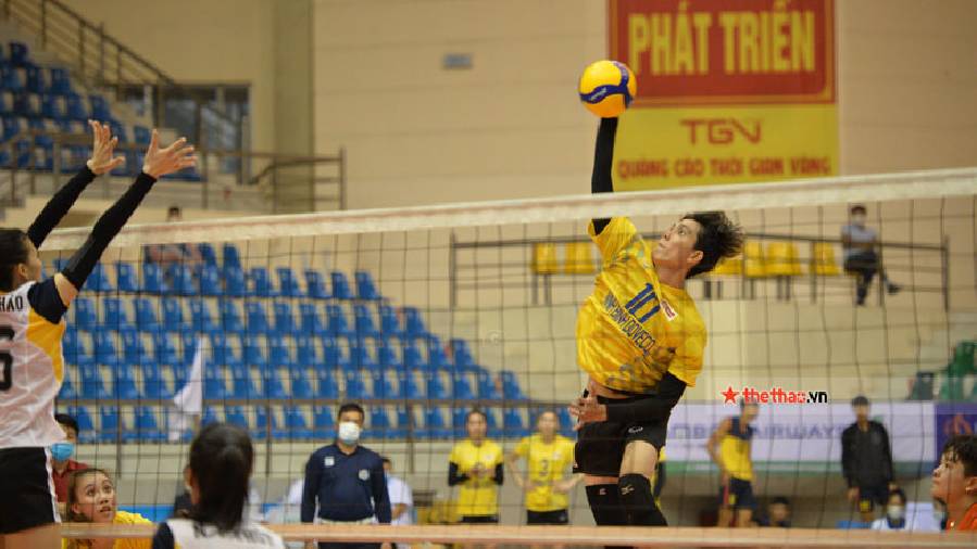 Bích Tuyền muốn cùng Thanh Thuý giành vàng cho bóng chuyền Việt Nam tại SEA Games