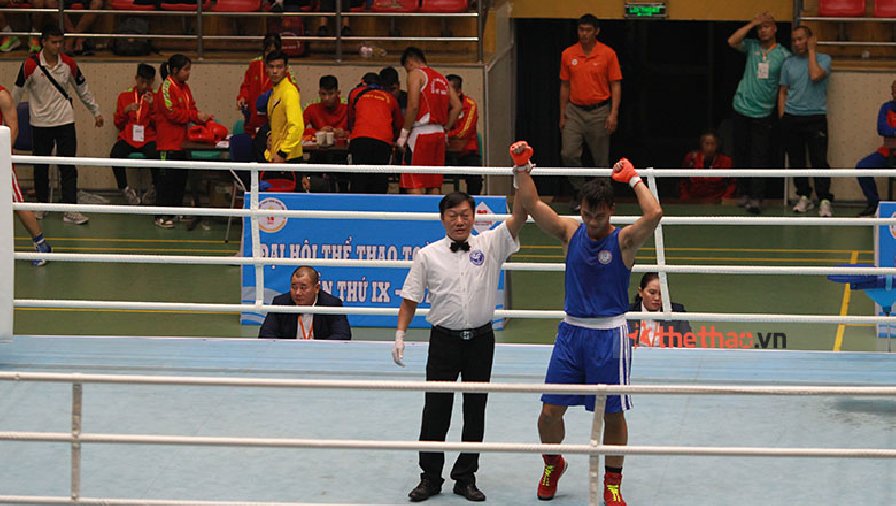Đối thủ của Trương Đình Hoàng thắng KO ở tứ kết Boxing Đại hội