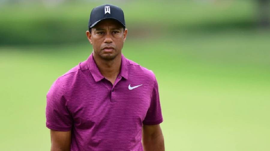 Huyền thoại làng golf Tiger Woods rời bệnh viện sau vụ tai nạn xe hơi kinh hoàng
