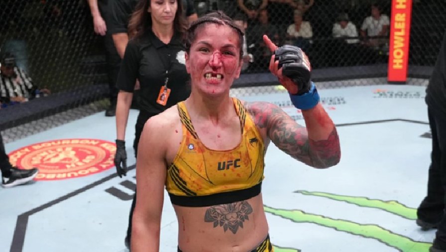 Sao nữ UFC vỡ mũi, gãy 2 răng cửa sau chiến thắng ở sự kiện 'Fight Night'