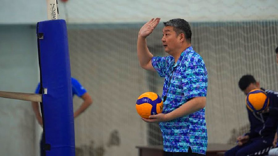 Tuyển bóng chuyền nam quốc gia bất ngờ thua chủ nhà Sanest Khánh Hòa